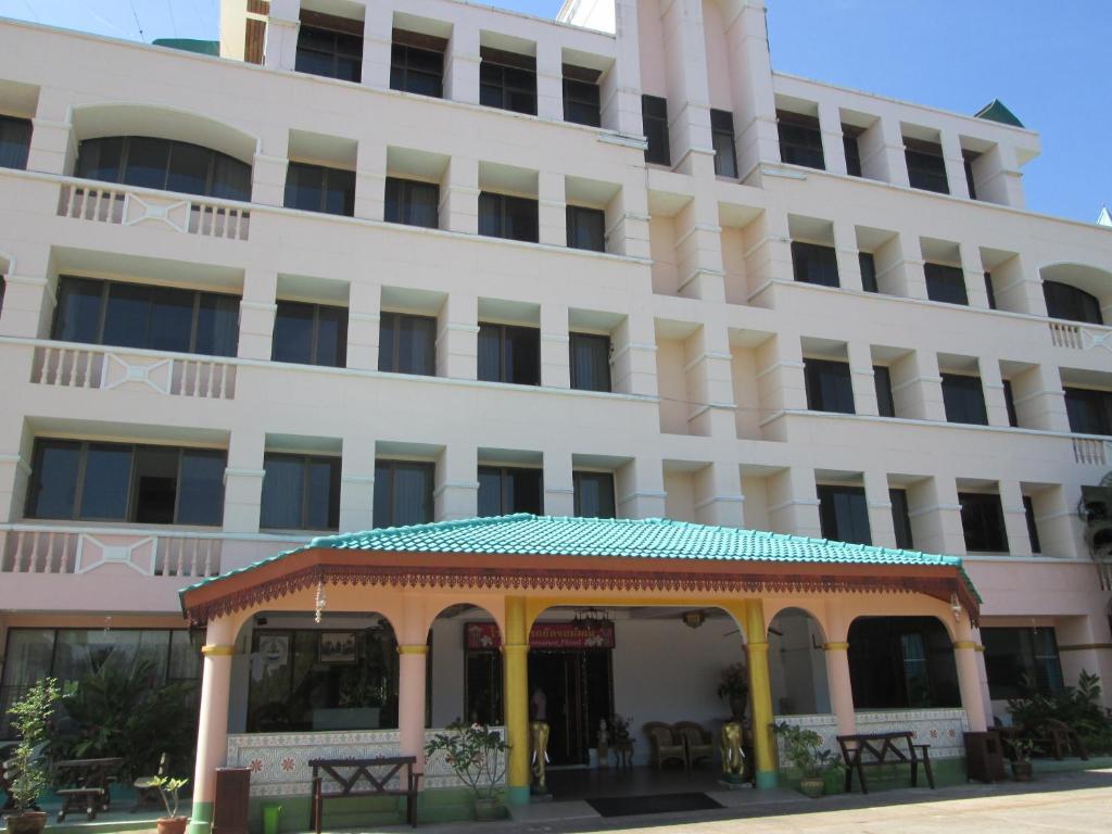 Royal Jommanee Hotel Nongkhai Нонгкхай Екстер'єр фото